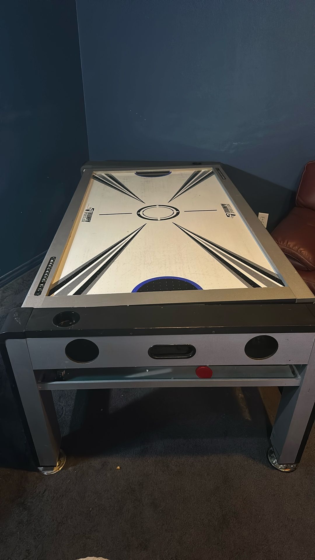 Air hockey / Pool Table