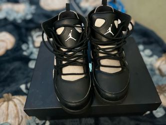 Size 5 JORDAN FLTCLB ‘91 (Gs)