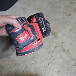 Milwaukee M18 Sander