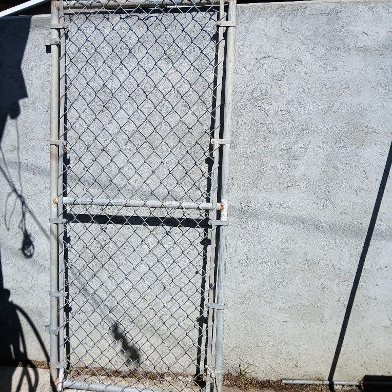 fence door