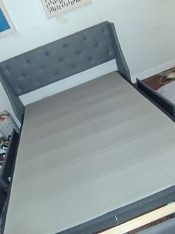 Queen size platform bed With Bed  frame