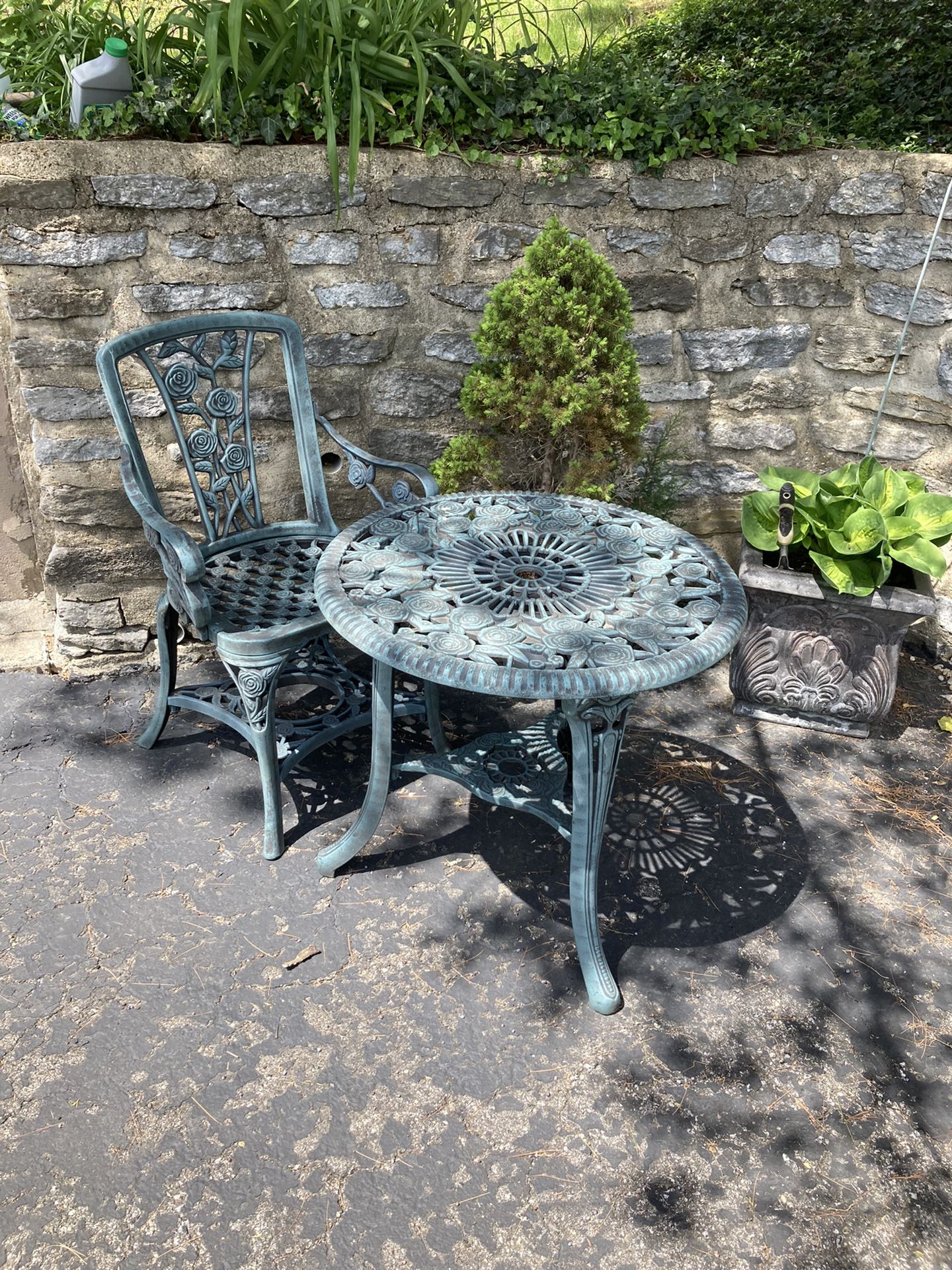 Outside Table  And Chair