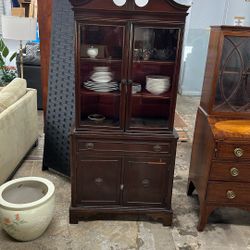 Mahogany China Cabinet(antique)