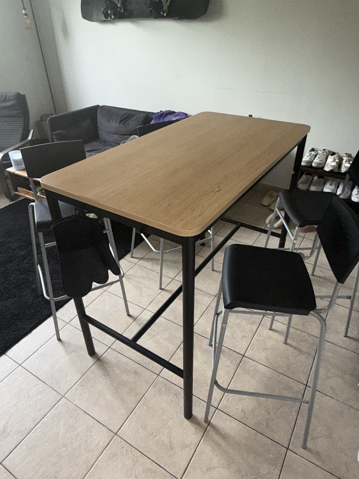 High IKEA Dining Table + 4 High Chairs – Great Deal! (Pickup Only)
