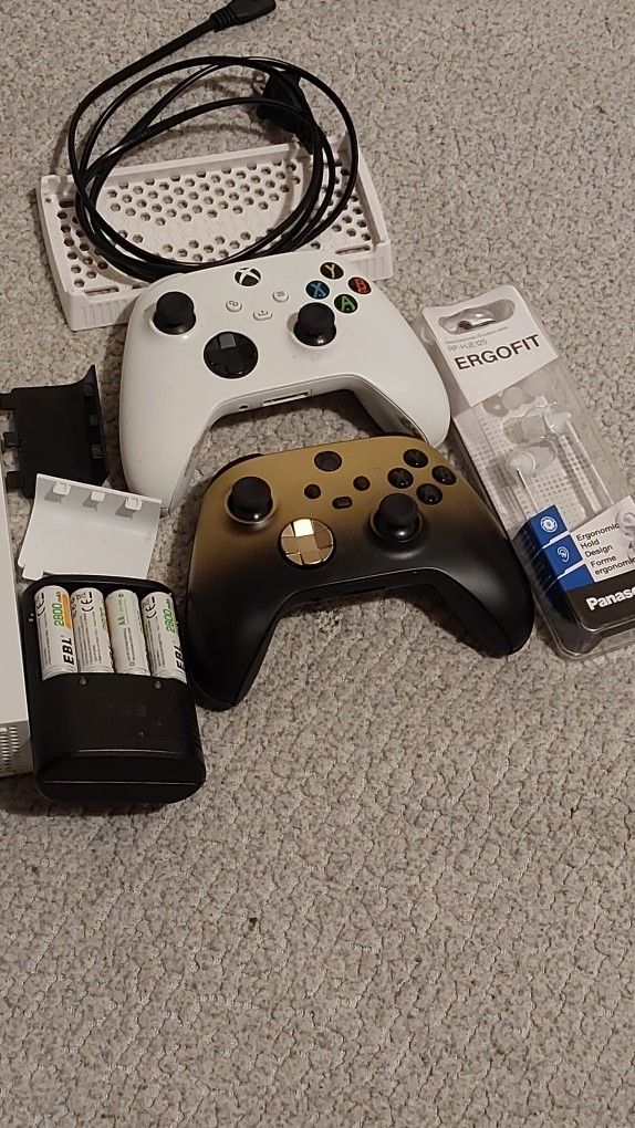 Xbox Series S 512GB Bundle