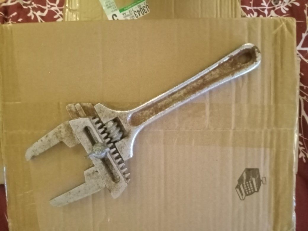 Plumbers Wrench