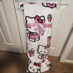 Hello Kitty Throw Blanket 