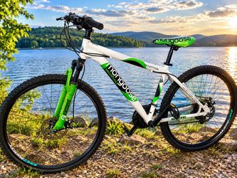 Mongoose Deception Element Mountain Bike – Like New – 21 Speed