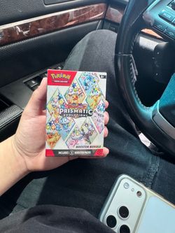 Prismatic Evolution Booster Bundle