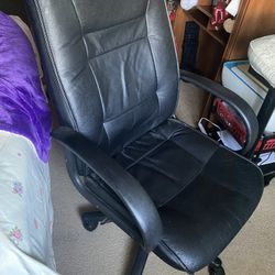 Desk chair