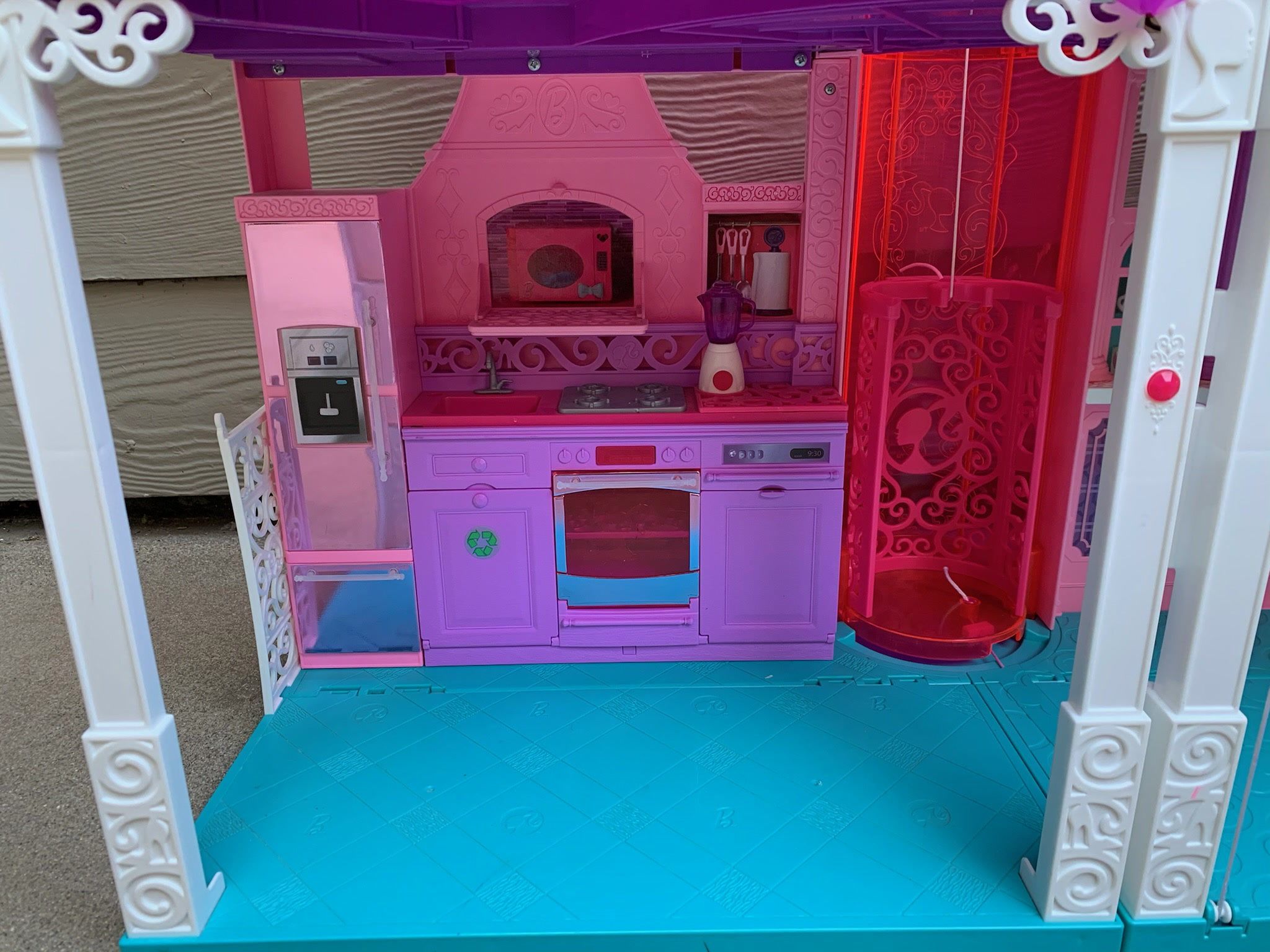 barbie dream house 2013 accessories