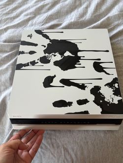 PS4 pro Death Stranding limited edition 1TB