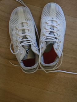 Shoe Bundle (Can be sold individually DM which one) Prices and Sizes Below