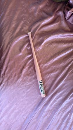 Padres pink bat