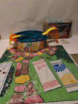 Vintage ‘73 Barbie Pool Party playset