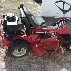 Snapper Riding Mower Works Great