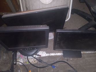 Computer monitors (x3)
