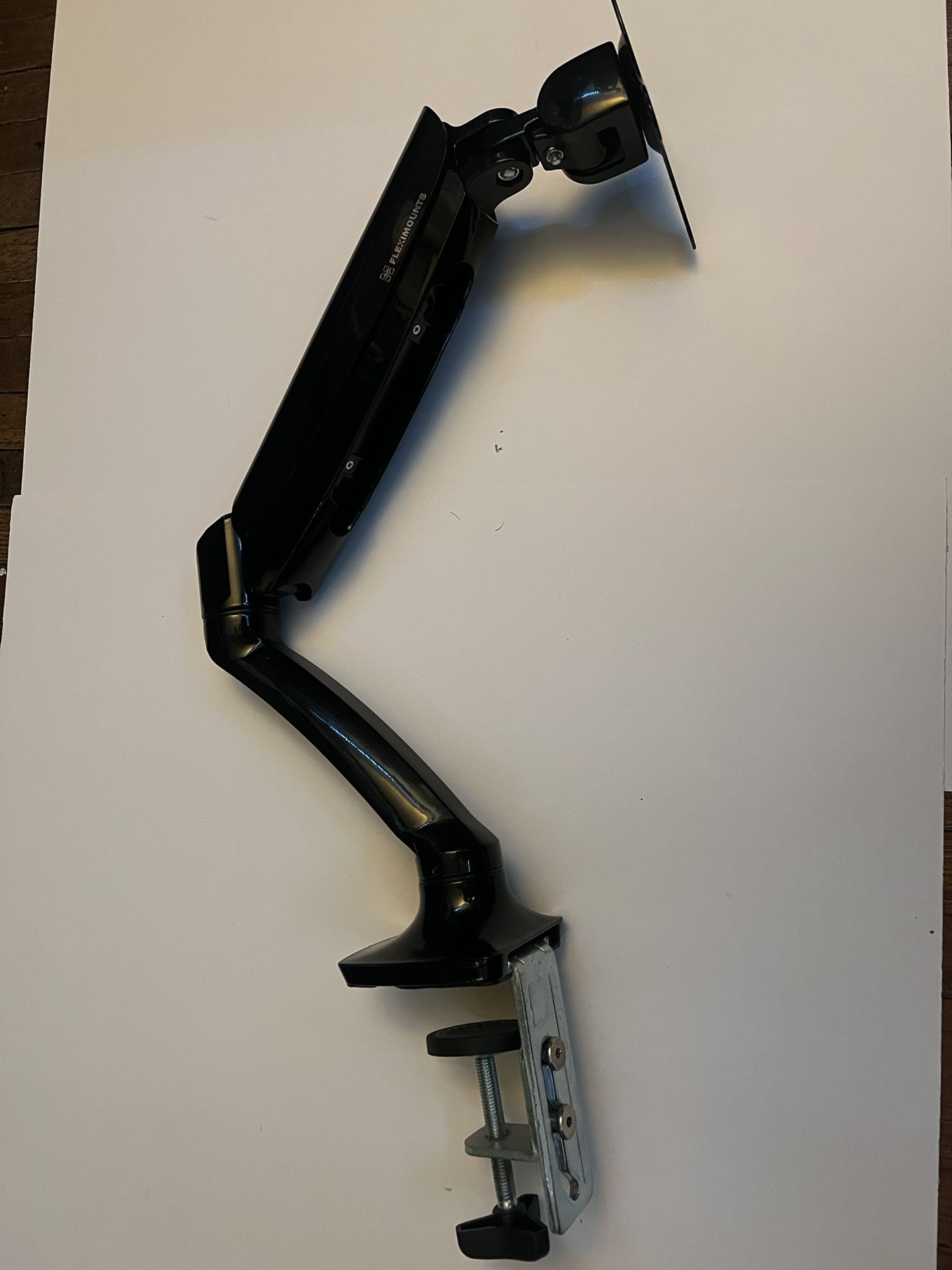 $10 Monitor Mount 