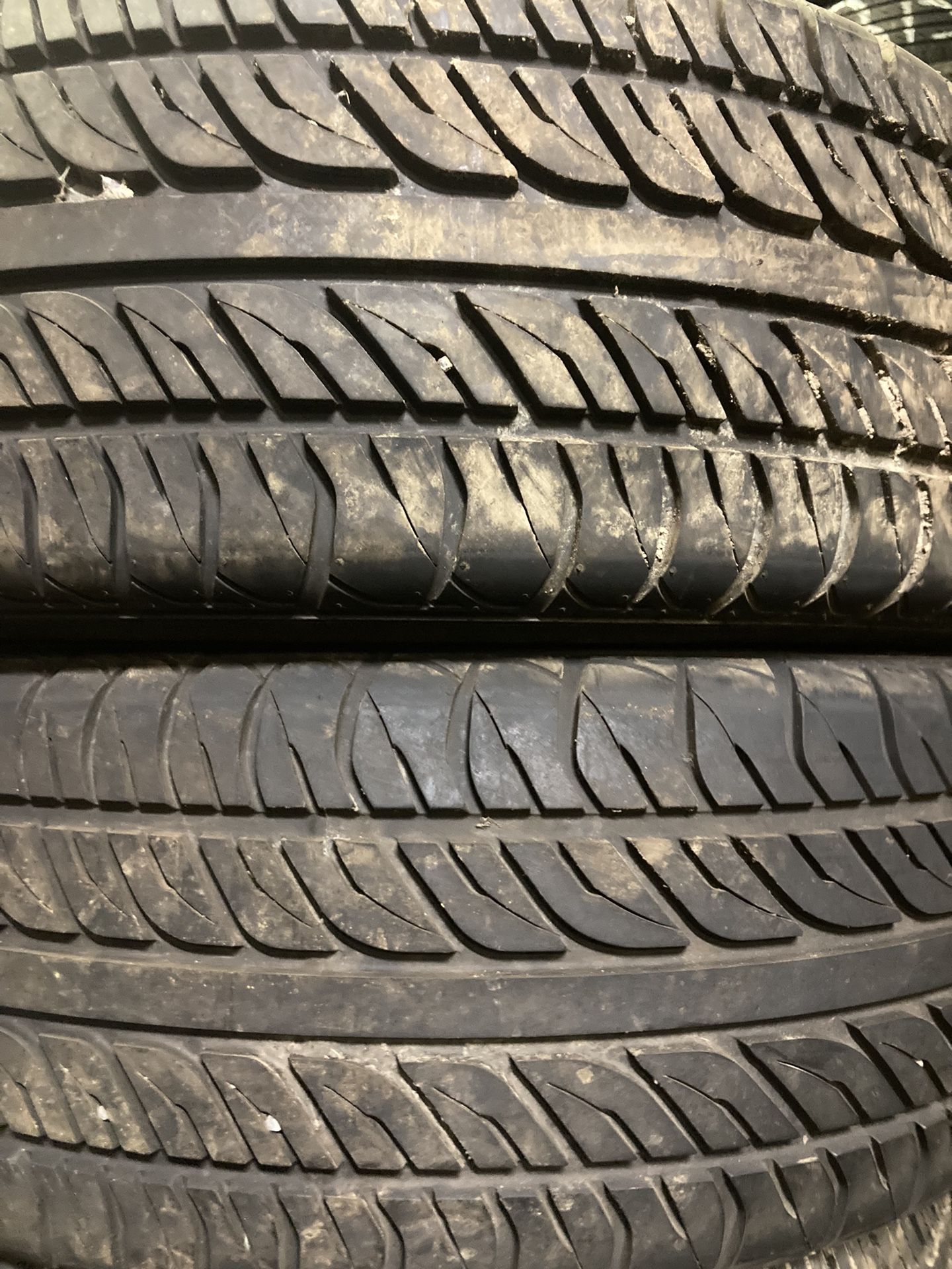 235-60-17 Set Of Tires 