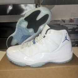 Air Jordan 11 Retro ‘Legend Blue’ Size 9