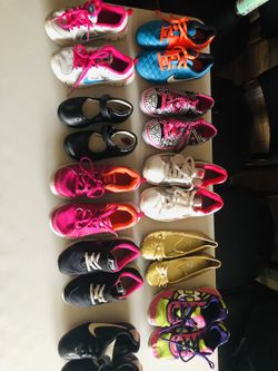 Girl Shoes - Please Check Description 