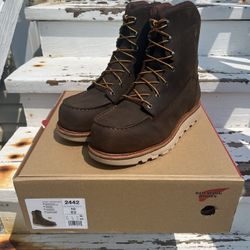 Red Wing Traction Tred Lite 8in boots Size 10E2