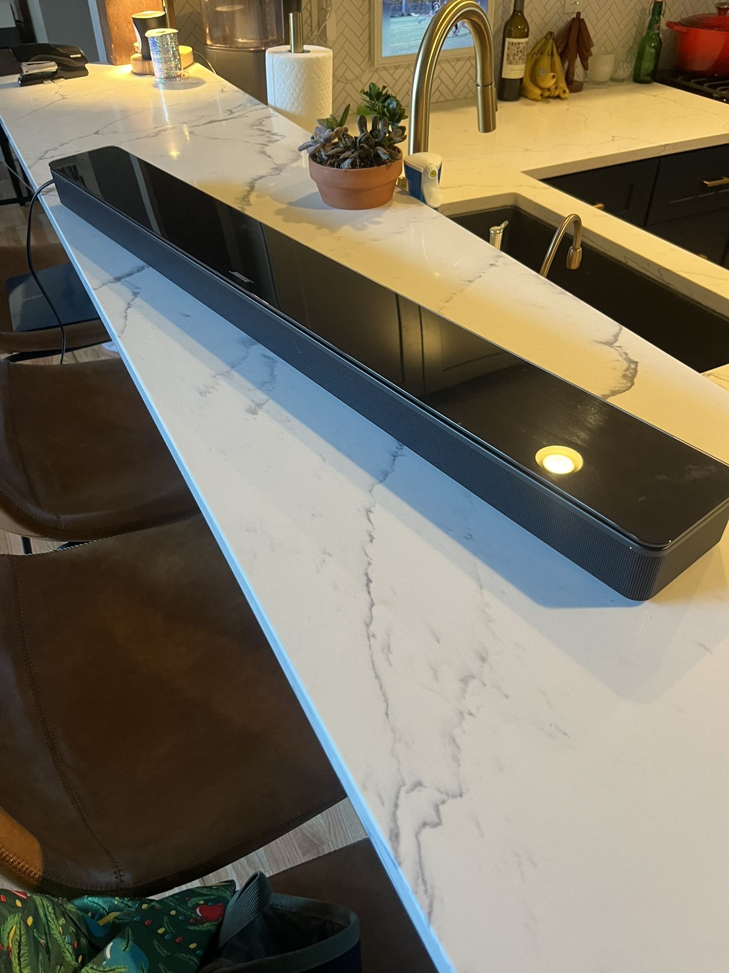 Bose Soundbar and Subwoofer