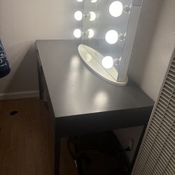 Desk vanity