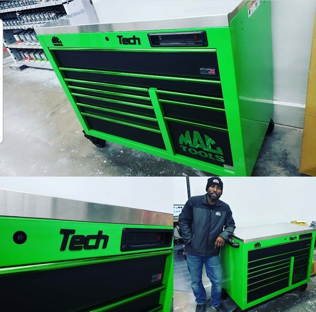 MAC TOOLS TECH SERIES TOOL BOX (LIKE NEW)