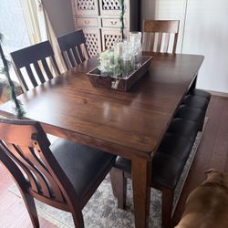Dinning Room Table