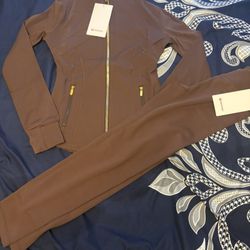 Lululemon Jacket and Leggings Set