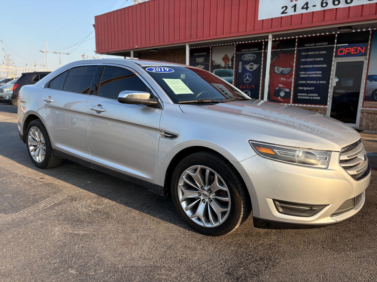 2019 Ford Taurus