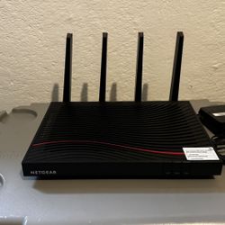 Netgear Nighthawk X42 AC3200 WiFi Cable Modem Router (C7800), DOCSIS 3.1 compliant.