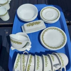 Corelle ware Lot Crazy Daisy Spring Green & Cornflower Blue