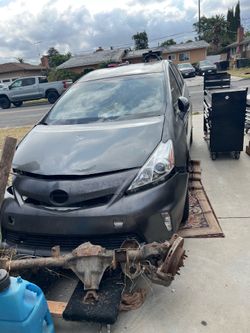 Prius v