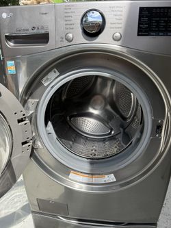 Washing Machine and Dryer LG