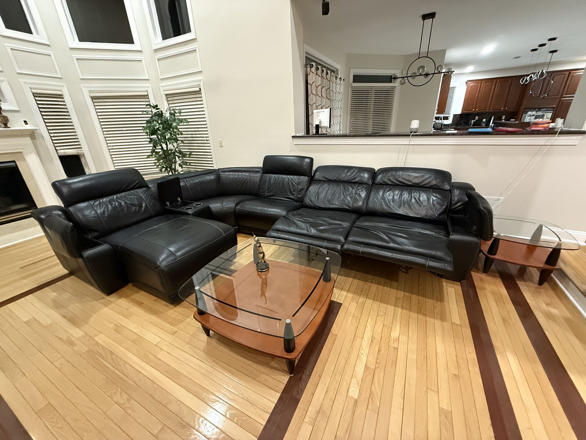 Black Genuine Leather Sectional Sofa - Power Recliners & Storage - Pickup in Marlboro, NJ