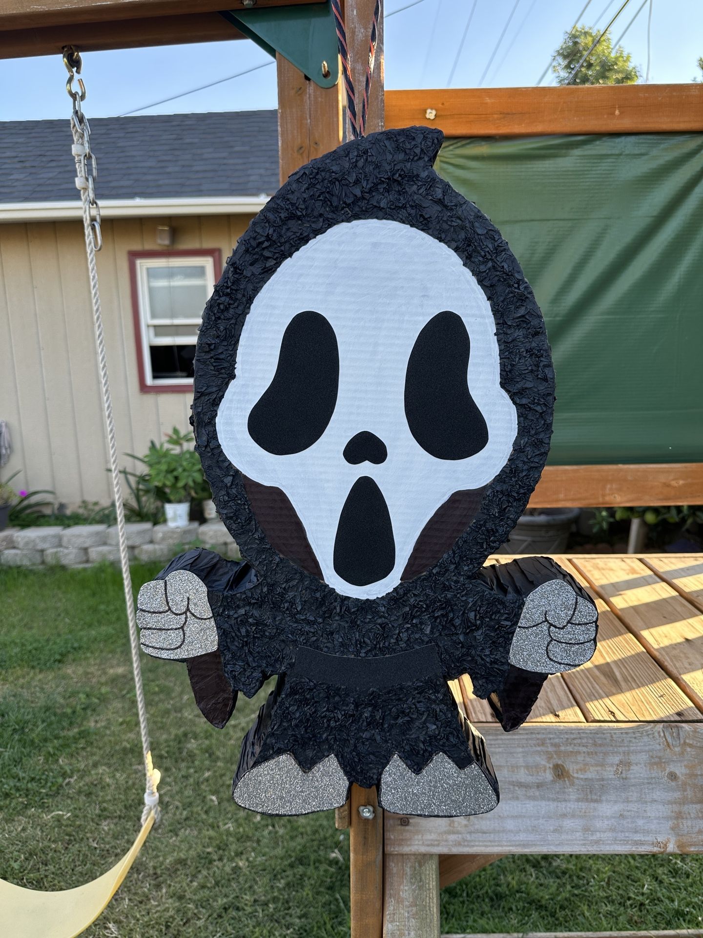 Scream Piñata