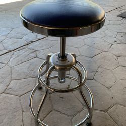 Kobalt Heavy Duty Stool 