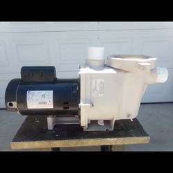 POOL PUMP PENTAIR 1 HP (INSTALLATION INCLUDED)