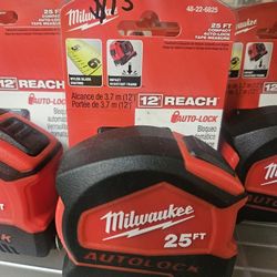 Milwaukee Tape Measure 25ft