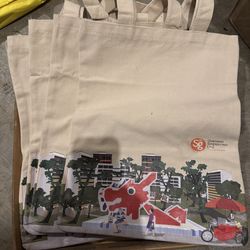 4 Brand new Shopping Totes