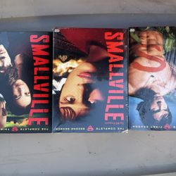 Complete First 3 Seasons Of Smallville 