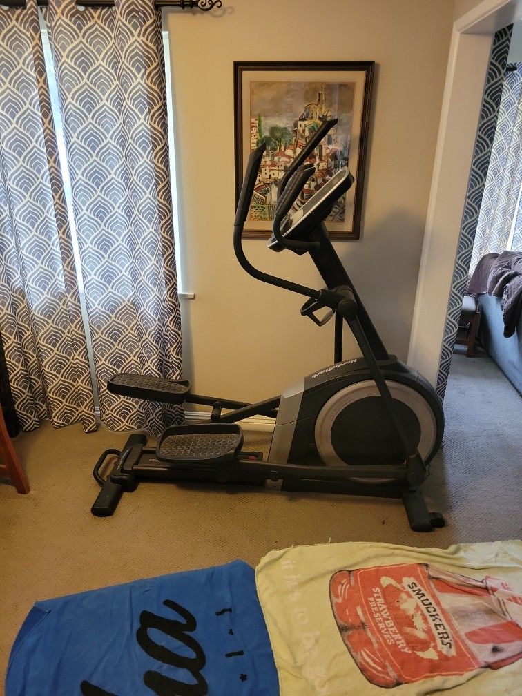 NordicTrack Studio Elliptical
