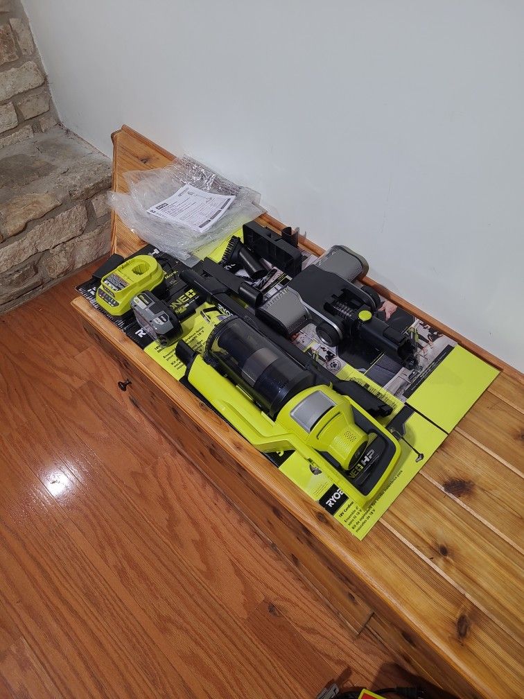 Ryobi 18V 'HP' Stick Vacuum, Battery, Charger Kit