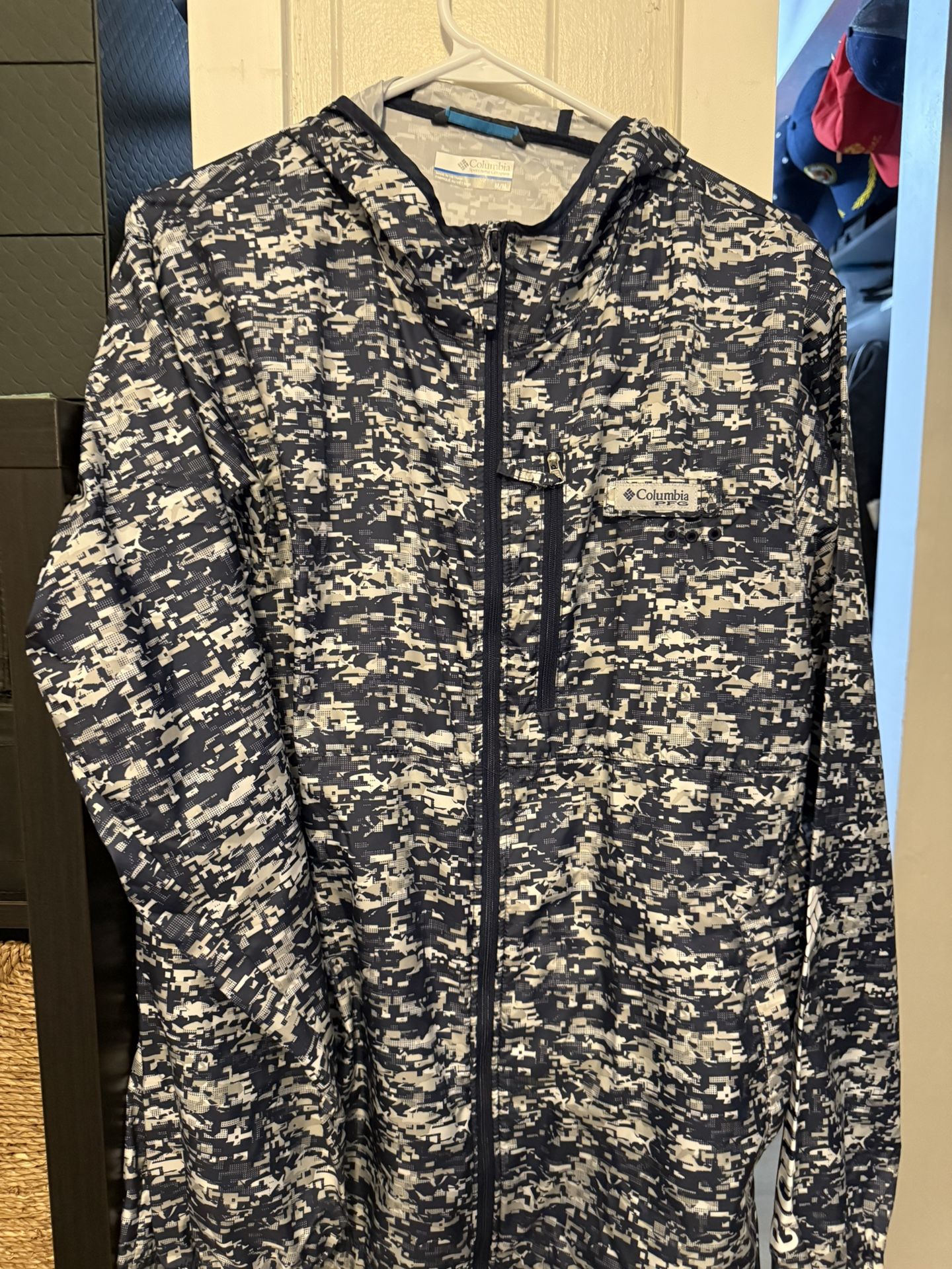 Men’s Columbia Rain Jacket