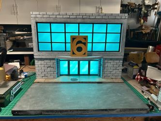 NECA Teenage Mutant Ninja Turtles Channel 6 News Building Diorama