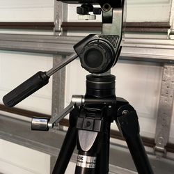 Slik Grandmaster Sport Tripod