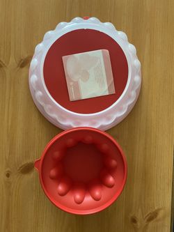 Tupperware Jello Mold