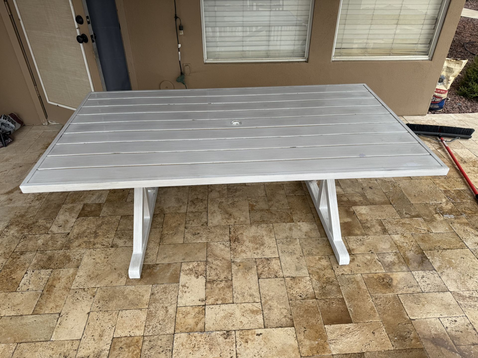 Outdoor Dining Table & 6 Chairs